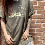 Playera Salvavidas - Verde Olivo ¿Y si nos adoptamos? - Imagen 5
